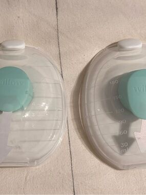 Willow Clear Milk Collection Cups with Mint Green Caps (Pair)